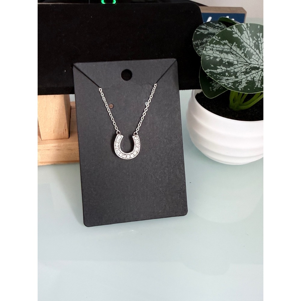 Horseshoe Necklace Womens OS Silver Like New‎ Crystal Lucky Charm Pendant
